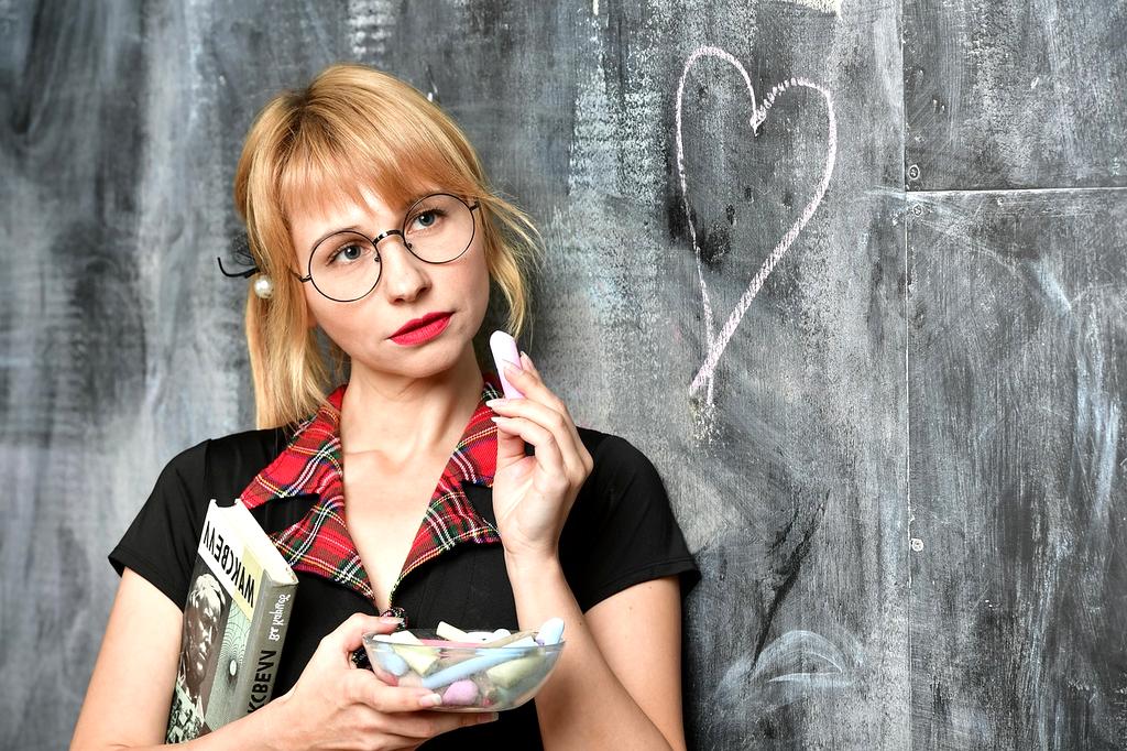 Performance analytics and insights icon